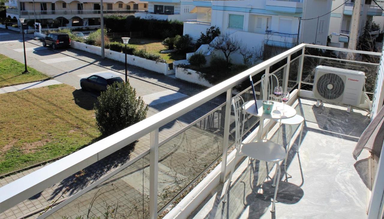 Apartment Mare Blu By The Sea. *